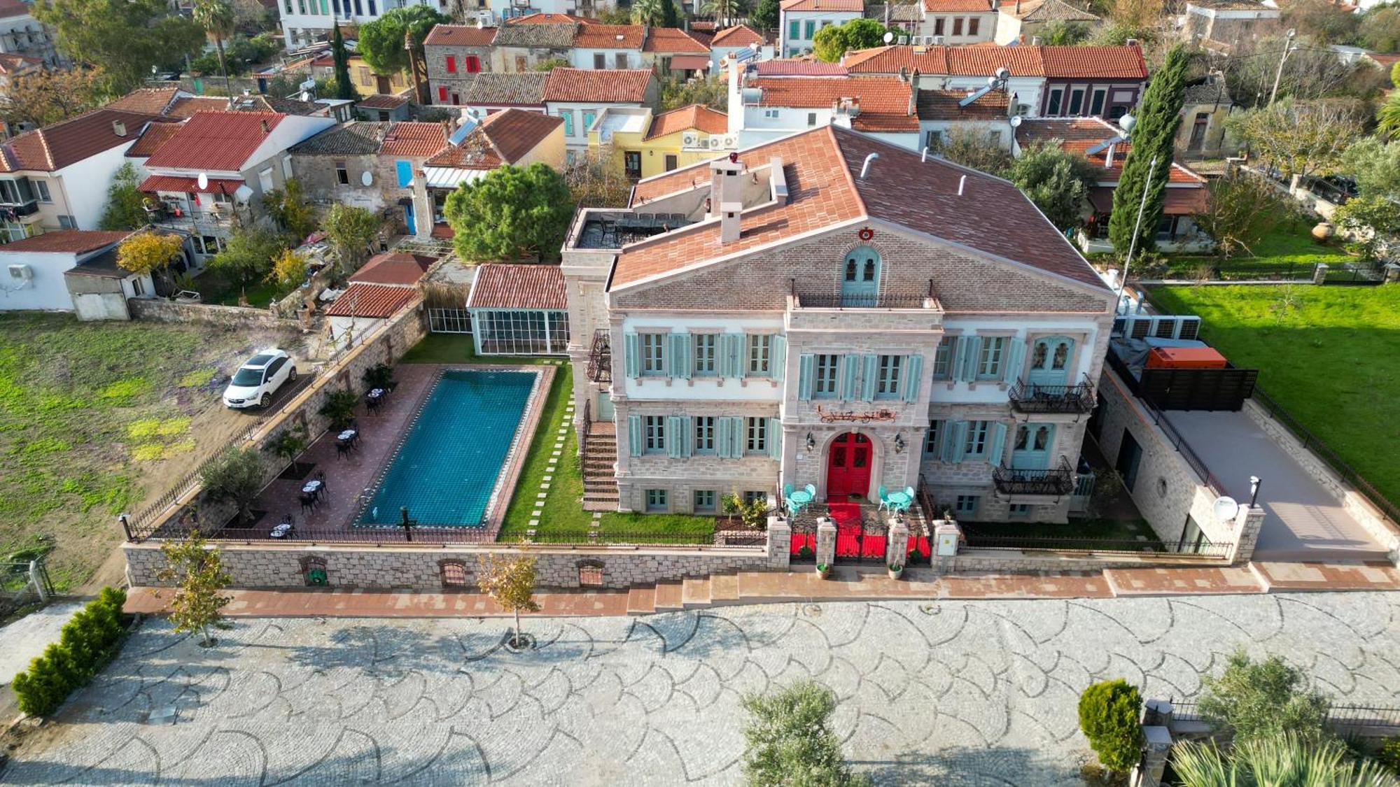 Naz Su Cunda Hotel Exterior foto